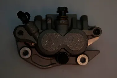 Тормозной суппорт J5  J5F38B